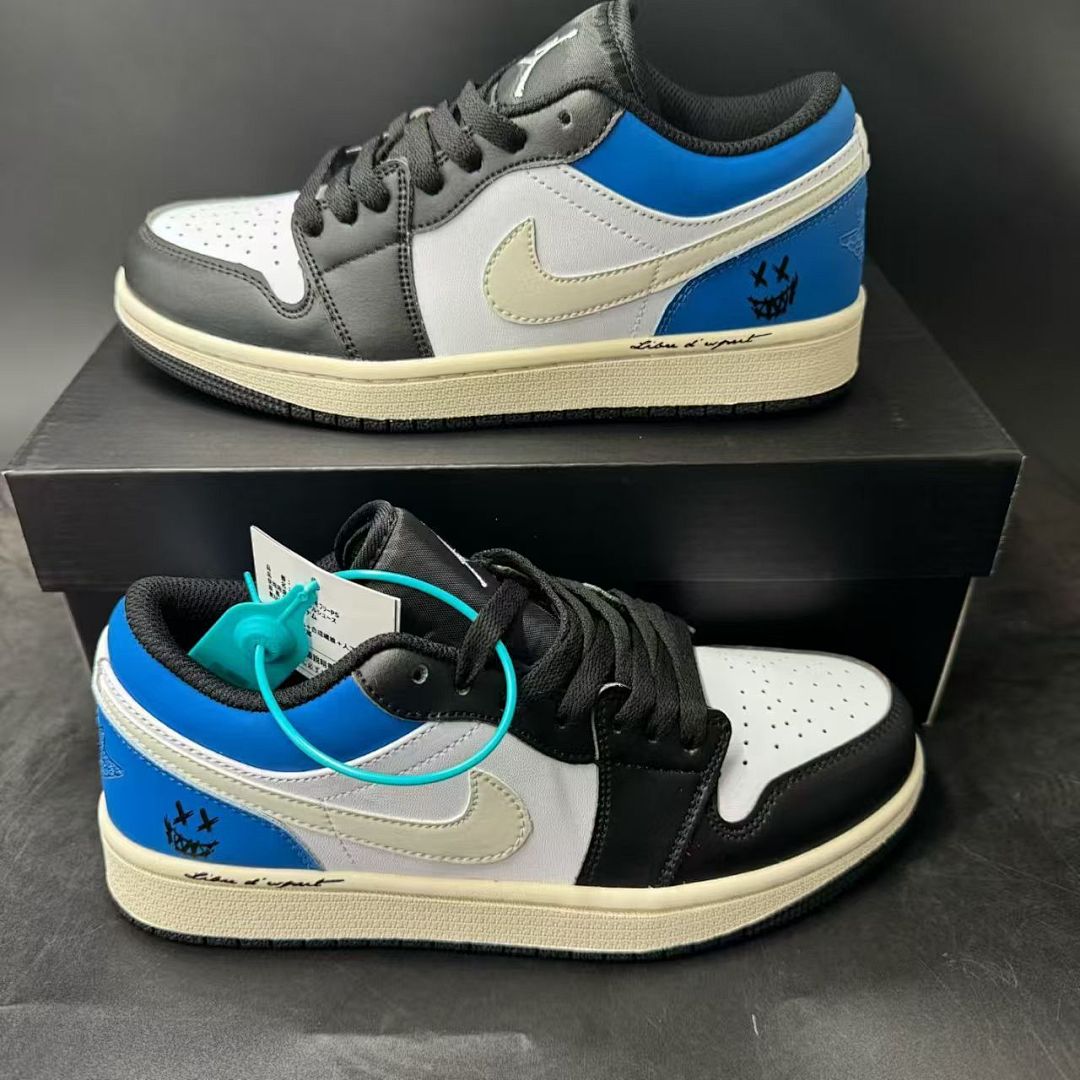 nike  HE8131