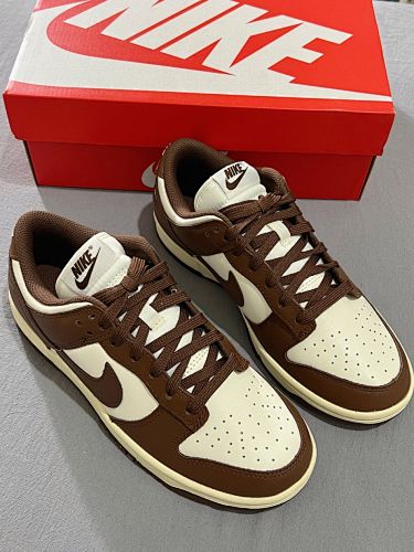 NIKE  HE8314
