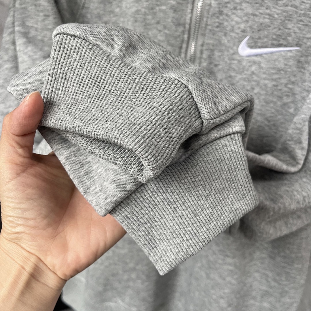 Nike Solo Swoosh Quarter-Zip · A2763 — תמונה 40