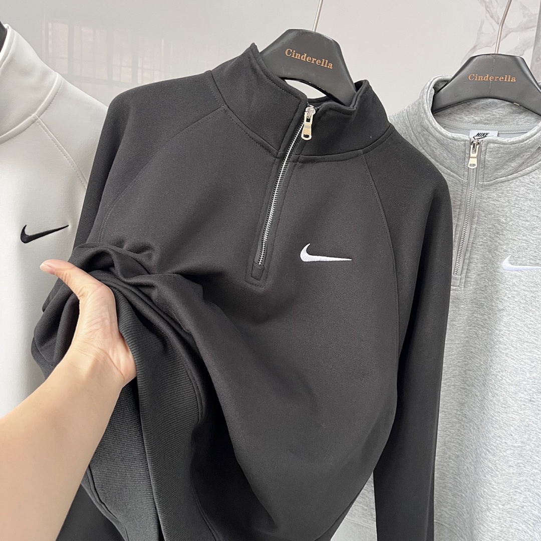 Nike Solo Swoosh Quarter-Zip · A2763 — תמונה 55