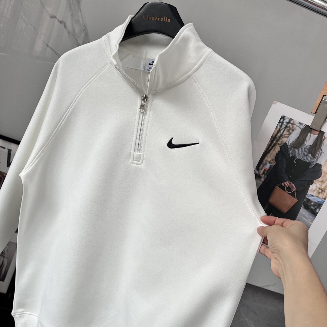 Nike Solo Swoosh Quarter-Zip · A2763 — תמונה 26