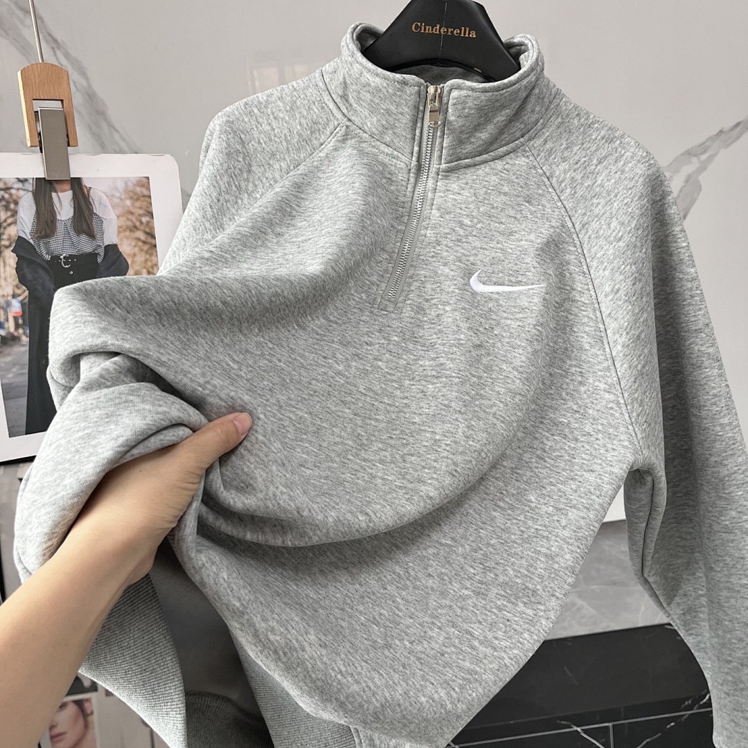Nike Solo Swoosh Quarter-Zip · A2763 — תמונה 44