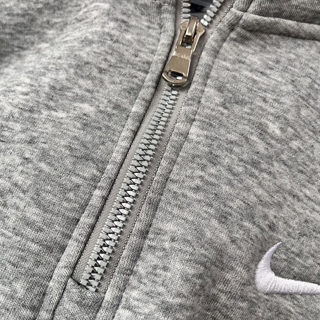 Nike Solo Swoosh Quarter-Zip · A2763 — תמונה 42