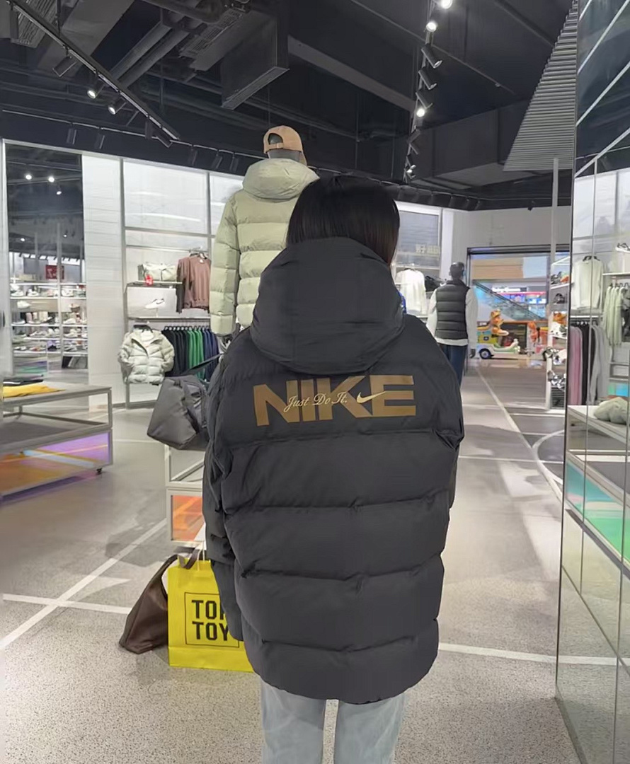 Nike Windrunner · A2844 — תמונה 29