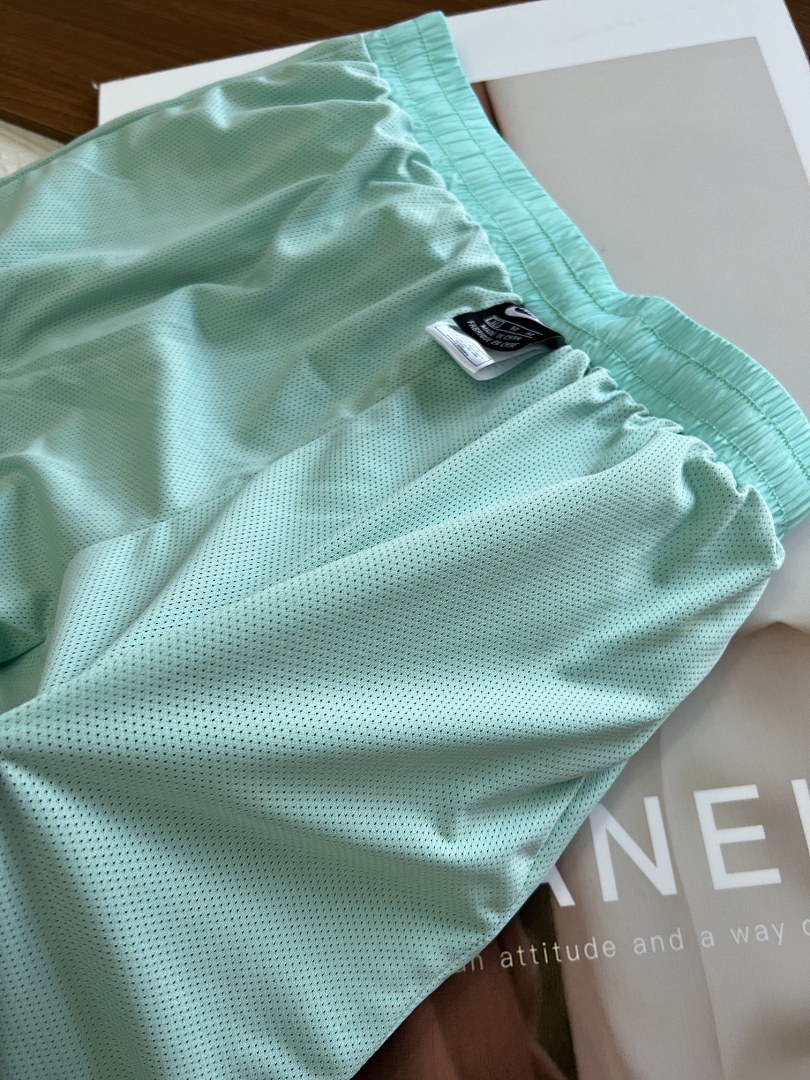 Nike Sportswear Alumni Woven Flow Shorts · A3034 — תמונה 37