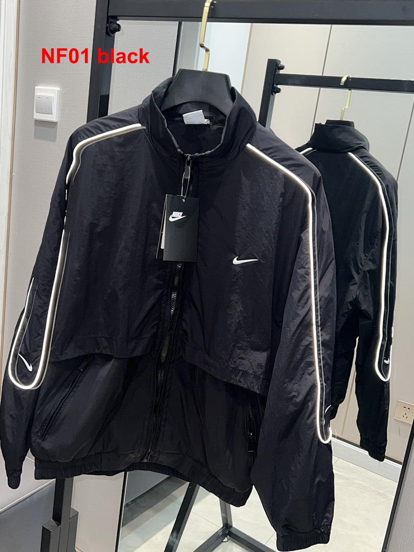 Nike Sportswear Solo Swoosh Woven Tracksuit · A3011 — תמונה 37