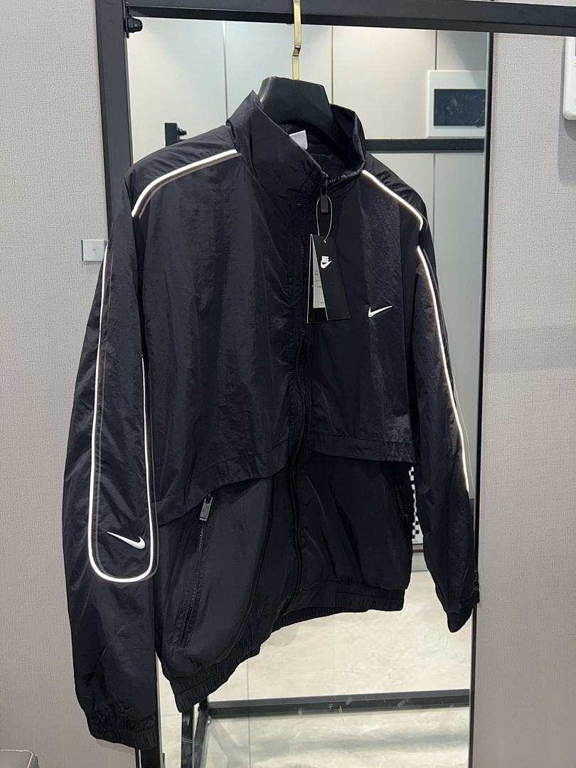 Nike Sportswear Solo Swoosh Woven Tracksuit · A3011 — תמונה 30