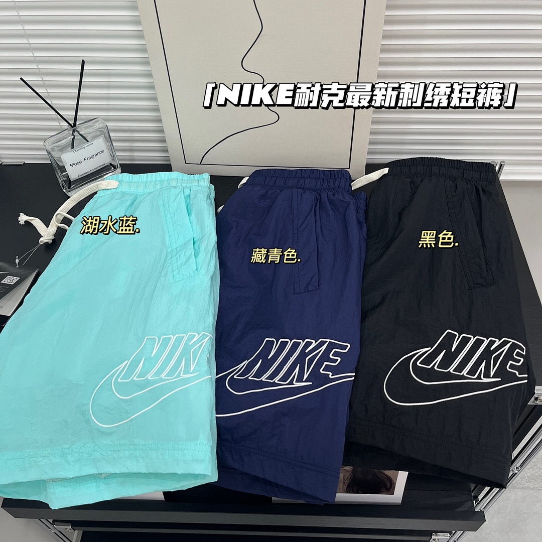 Nike Sportswear Alumni Woven Flow Shorts · A3034 — תמונה 16