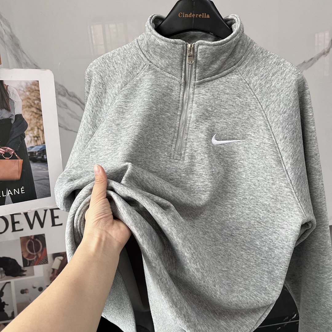 Nike Solo Swoosh Quarter-Zip · A2763 — תמונה 46