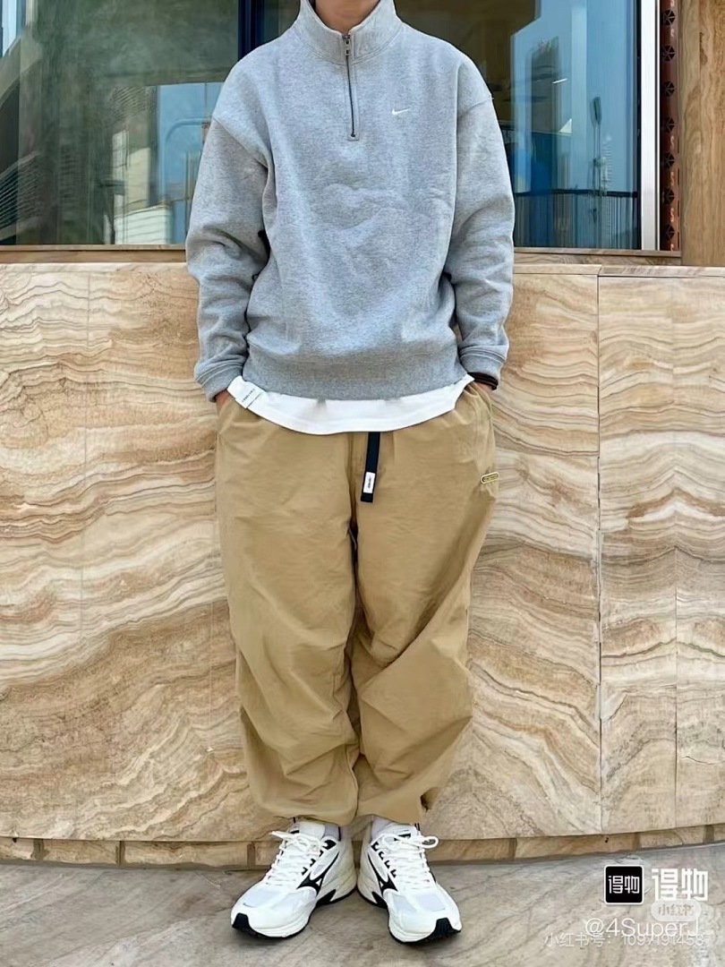 Nike Solo Swoosh Quarter-Zip · A2763 — תמונה 31