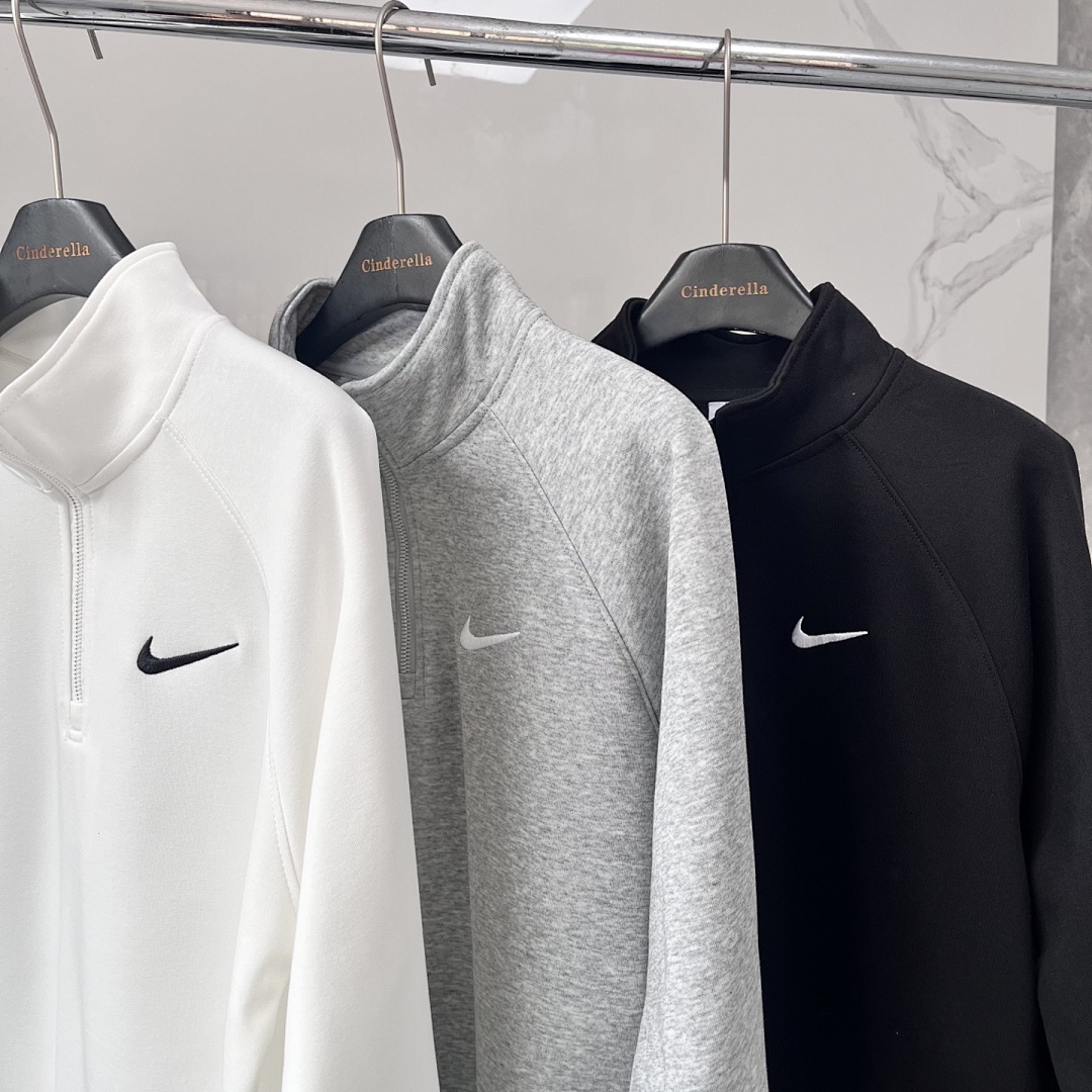 Nike Solo Swoosh Quarter-Zip · A2763 — תמונה 64