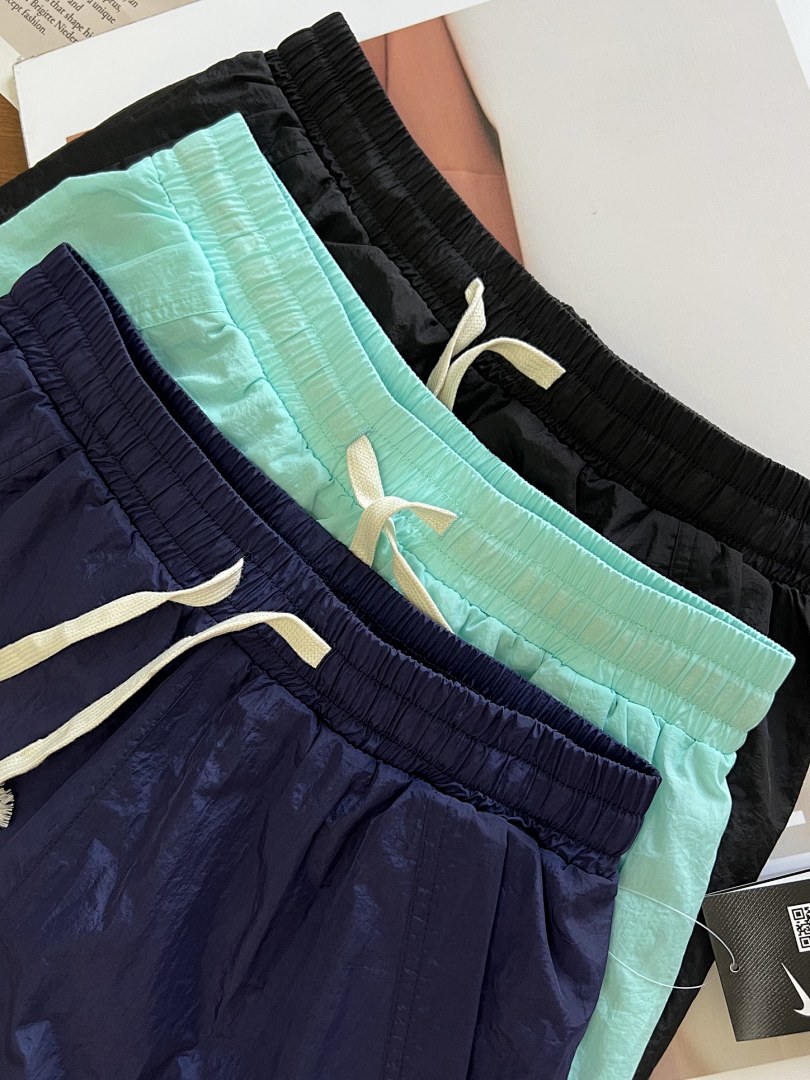 Nike Sportswear Alumni Woven Flow Shorts · A3034 — תמונה 43