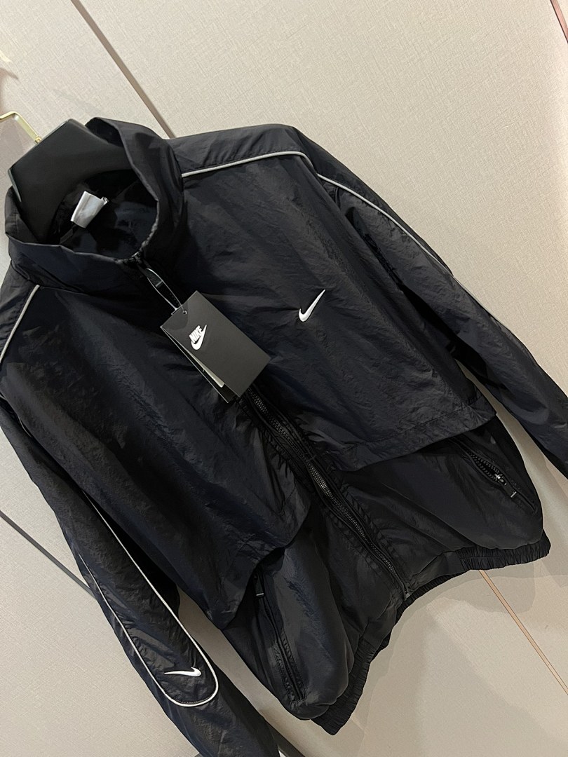 Nike Sportswear Solo Swoosh Woven Tracksuit · A3011 — תמונה 29