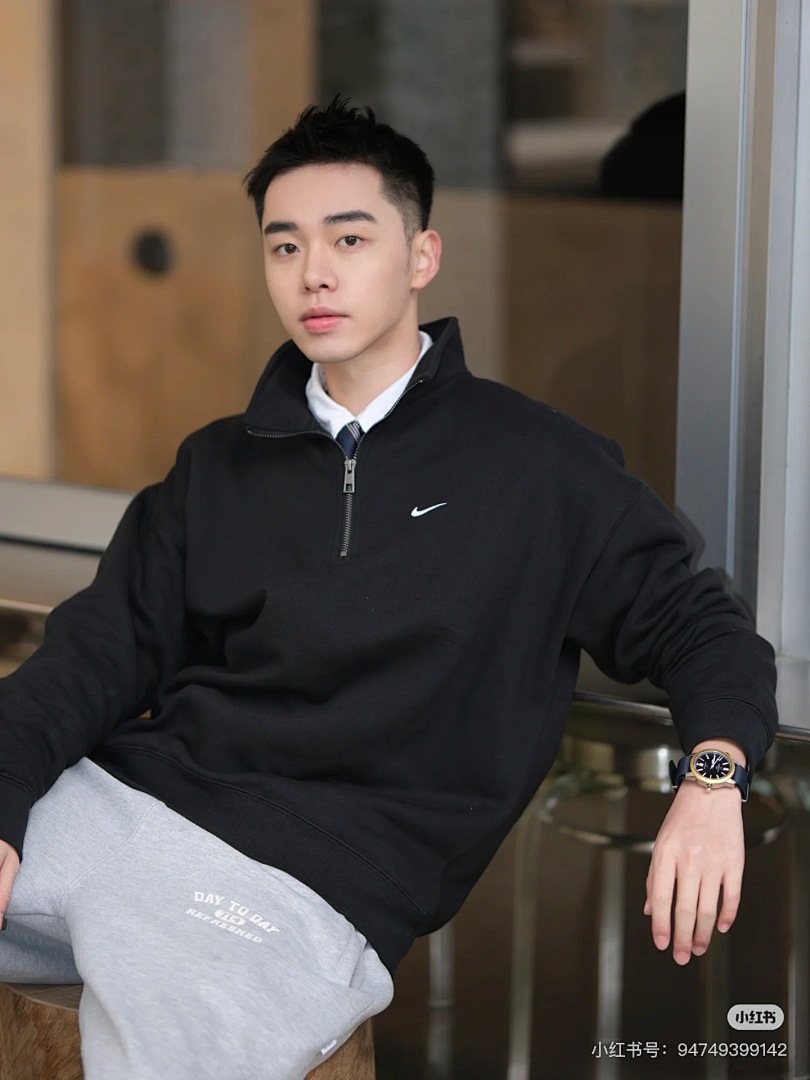 Nike Solo Swoosh Quarter-Zip · A2763 — תמונה 48