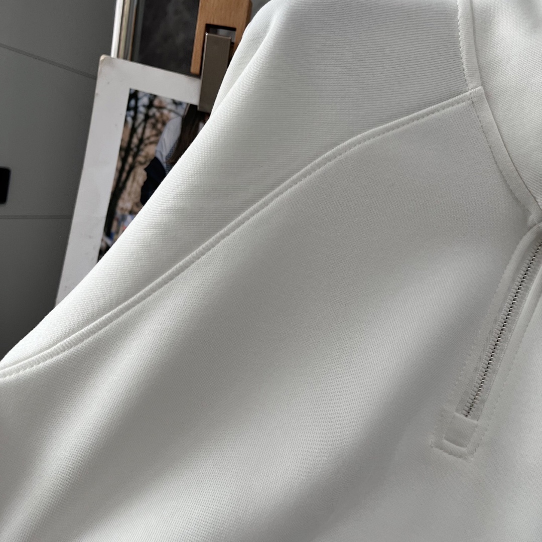 Nike Solo Swoosh Quarter-Zip · A2763 — תמונה 21