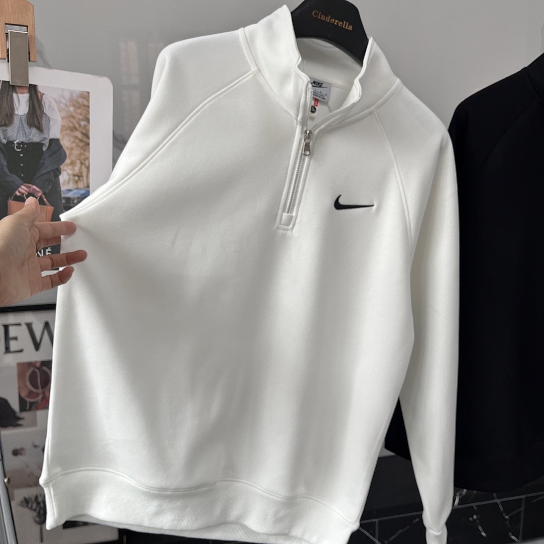 Nike Solo Swoosh Quarter-Zip · A2763 — תמונה 29