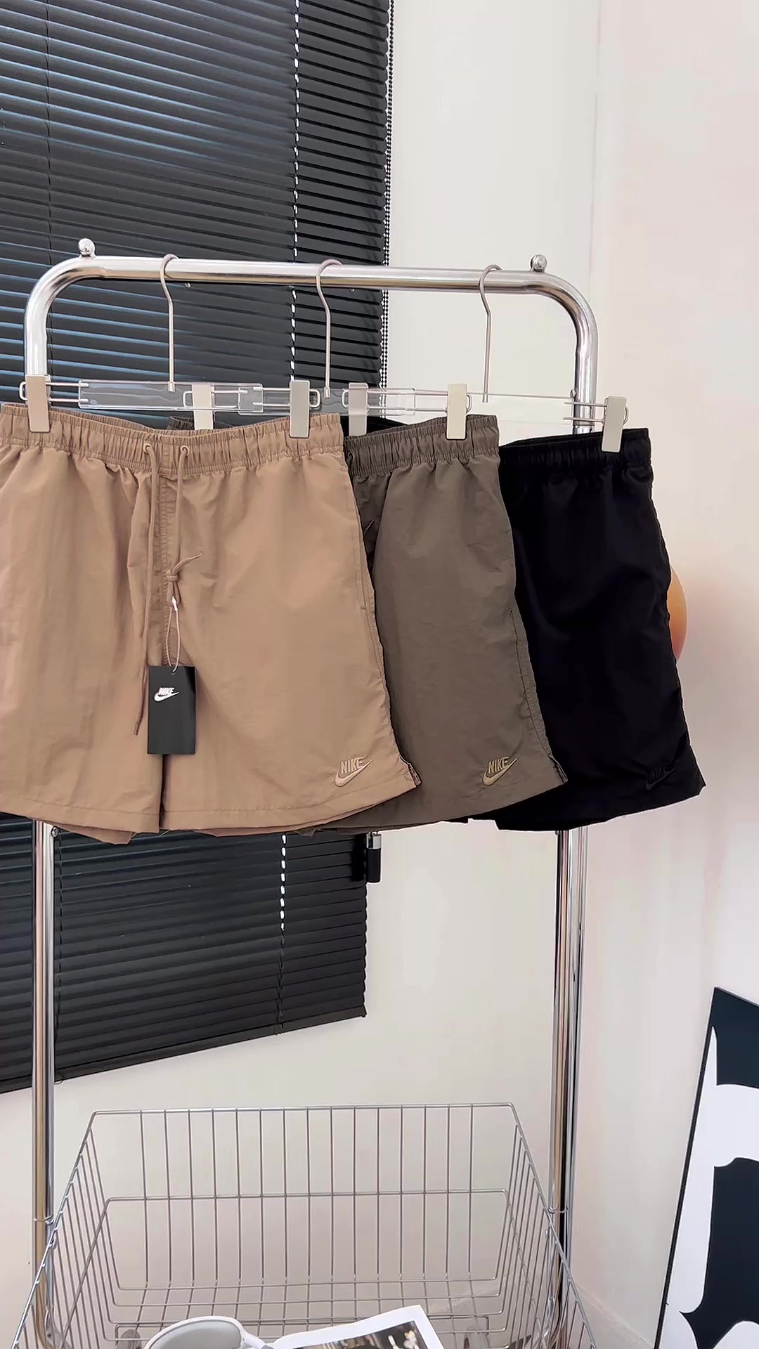 Nike — מכנסיים קצרים · A3200 — תמונה 2
