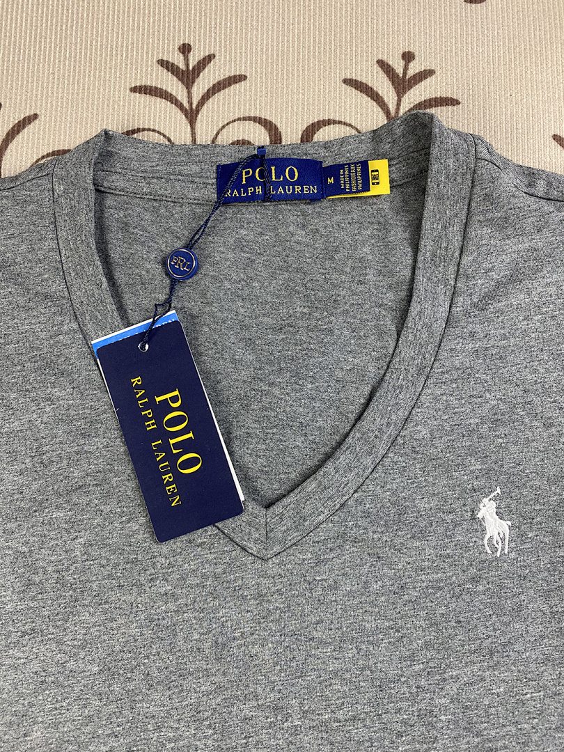 Ralph Lauren V-Neck T-Shirt · A2411 — תמונה 27