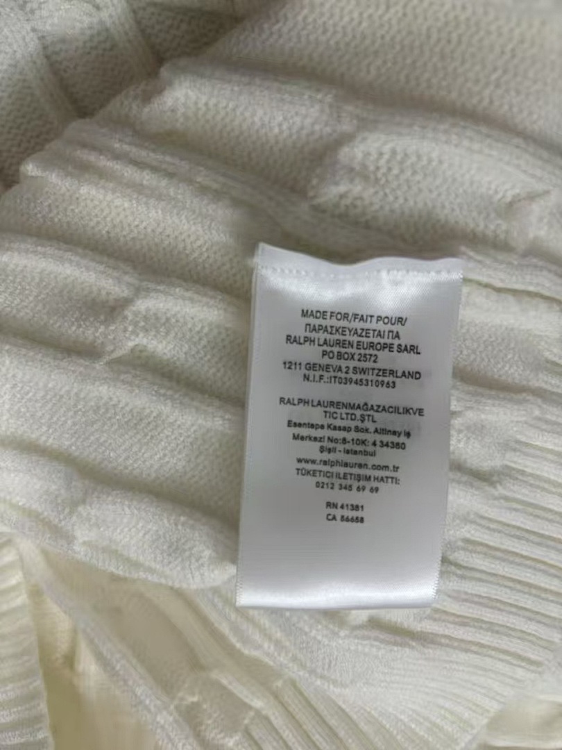 Ralph Lauren Cable-Knit Cotton V-Neck Sweater · A2865 — תמונה 12
