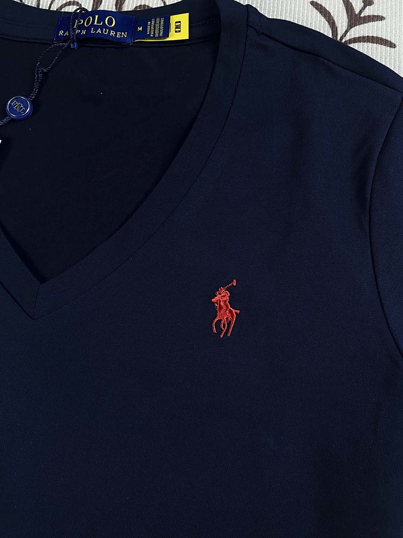 Ralph Lauren V-Neck T-Shirt · A2411 — תמונה 31