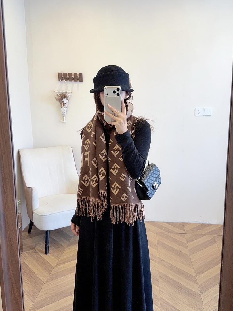 Fendi FF Scarf · ZT13911 — תמונה 6