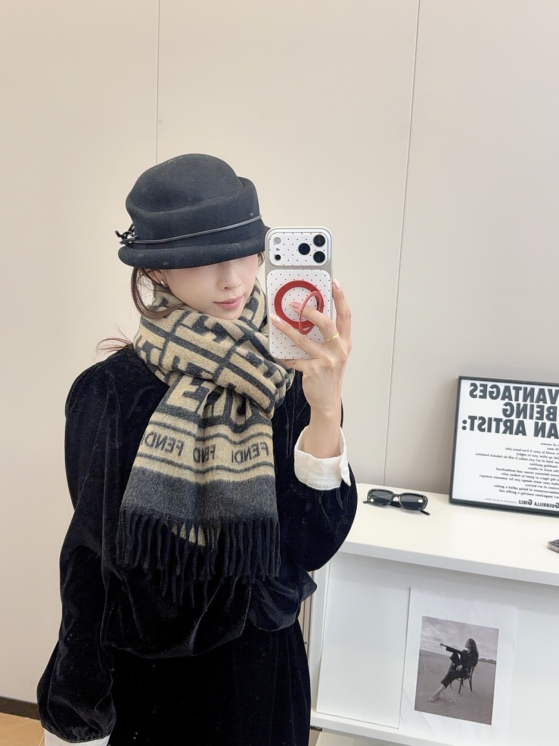 Fendi FF Scarf · ZT13919 — תמונה 22