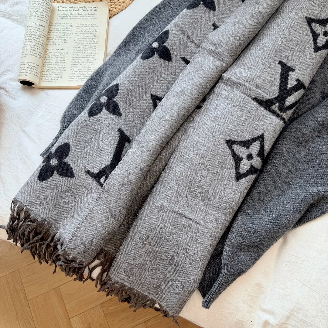 Louis Vuitton Reykjavik Scarf · ZT13914 — תמונה 22