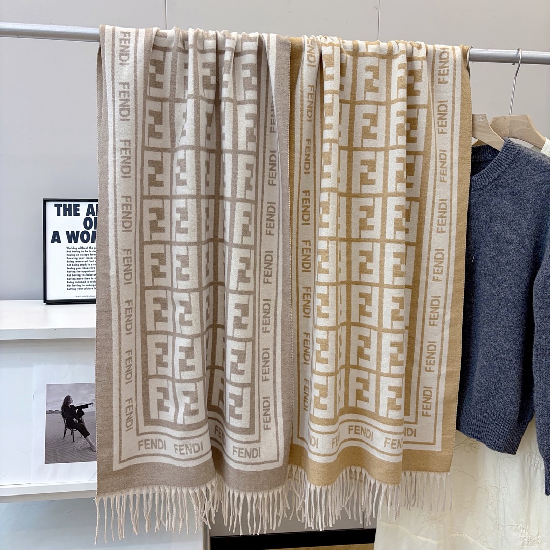 Fendi FF Scarf · ZT13919 — תמונה 6