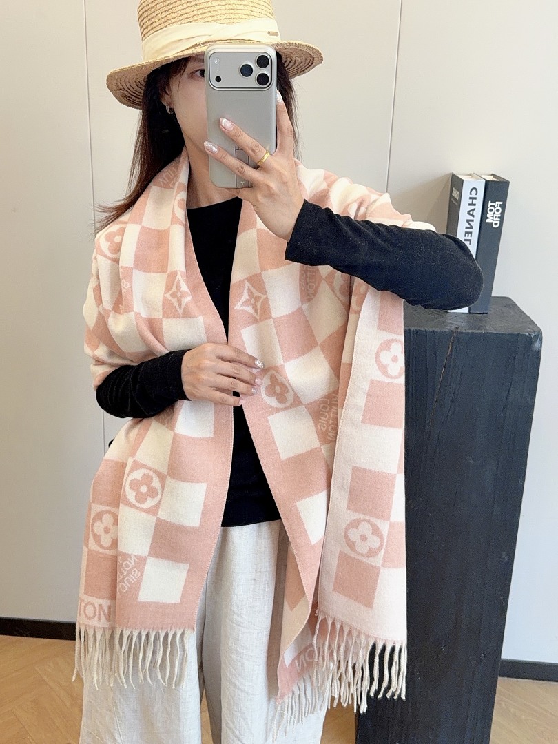 Louis Vuitton Reykjavik Scarf · ZT13924 — תמונה 24