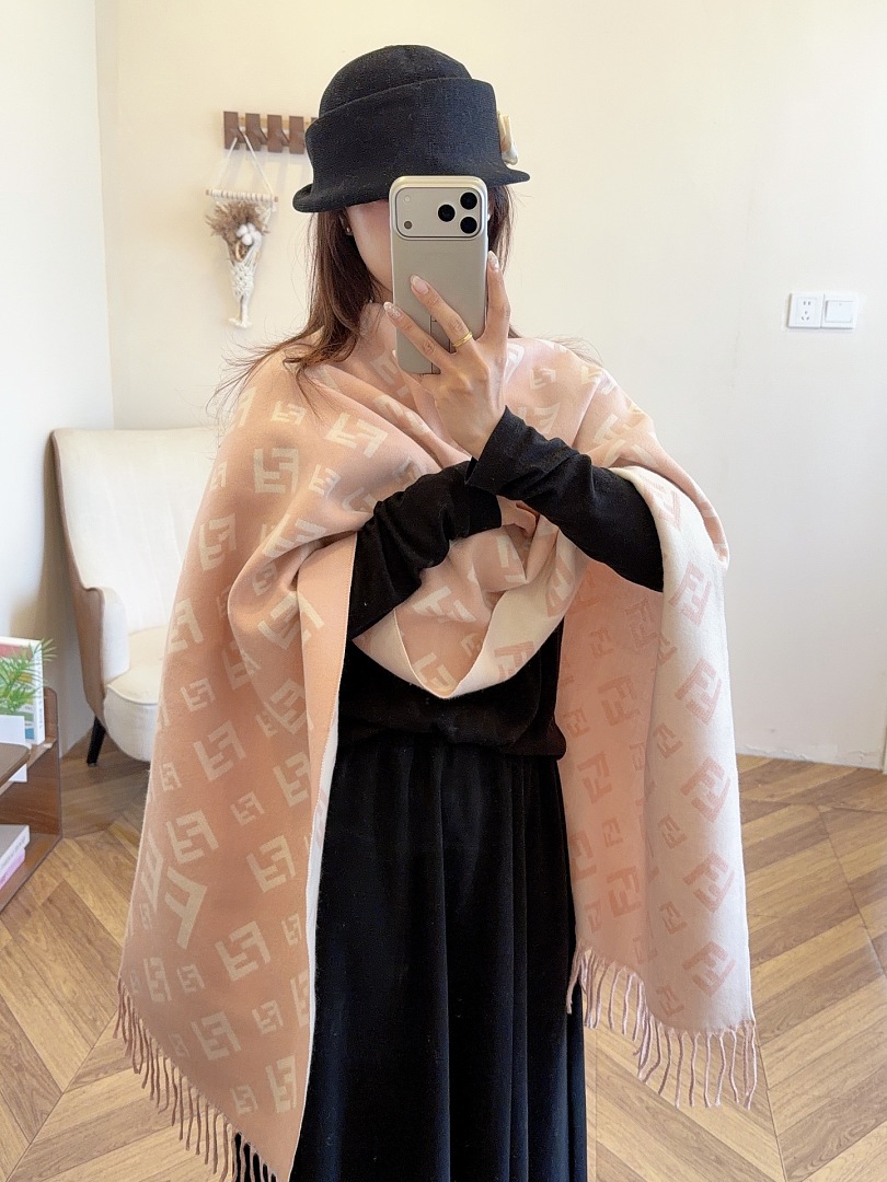 Fendi FF Scarf · ZT13911 — תמונה 29