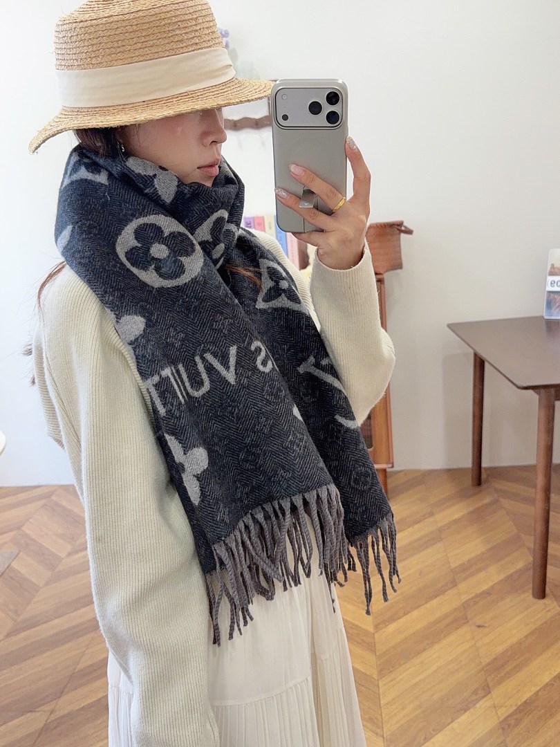Louis Vuitton Reykjavik Scarf · ZT13914 — תמונה 7