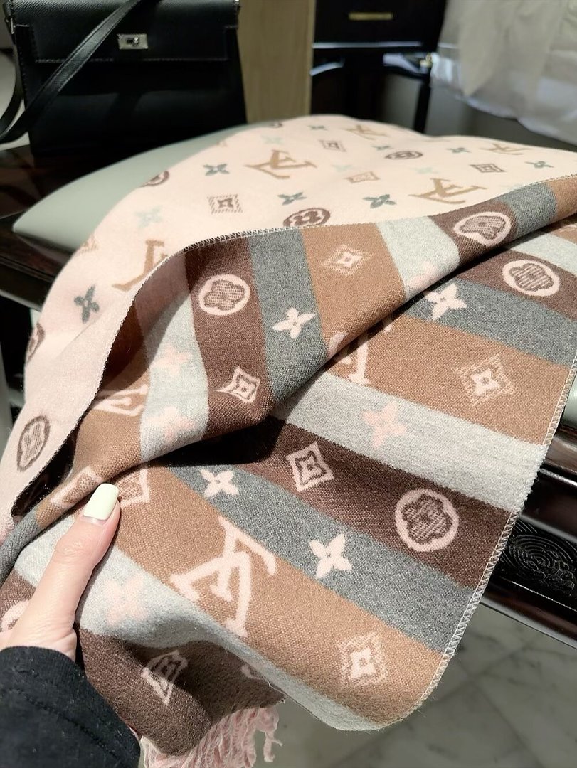Louis Vuitton Reykjavik Scarf · ZT13901 — תמונה 22