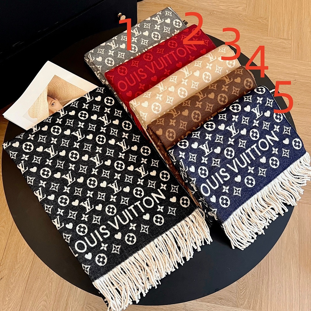 LV HE7391 $21.43