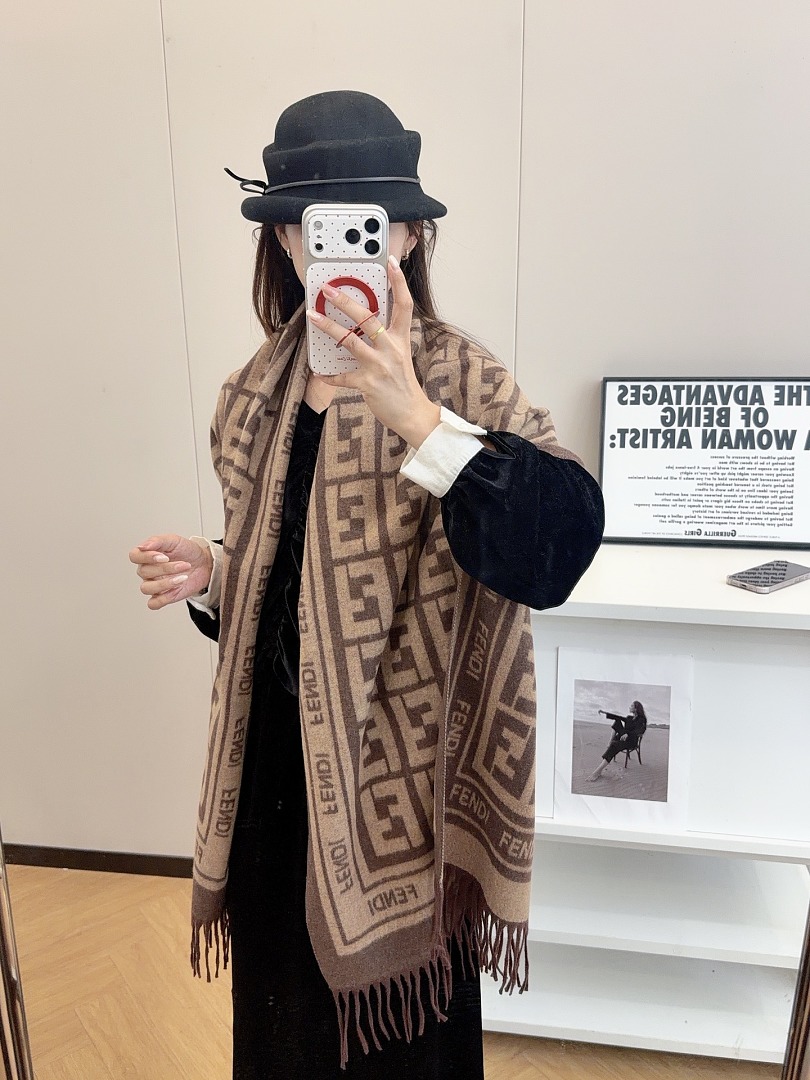 Fendi FF Scarf · ZT13919 — תמונה 32