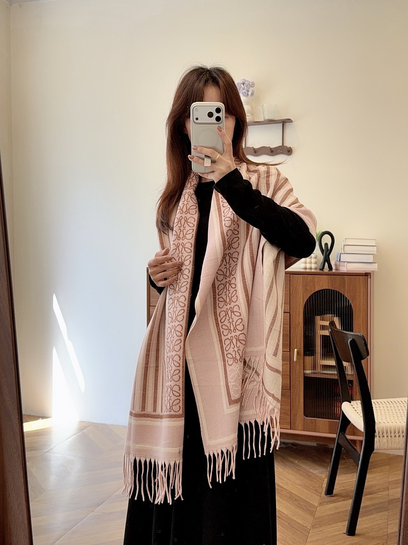 Loewe Anagram Scarf · ZT13905 — תמונה 20