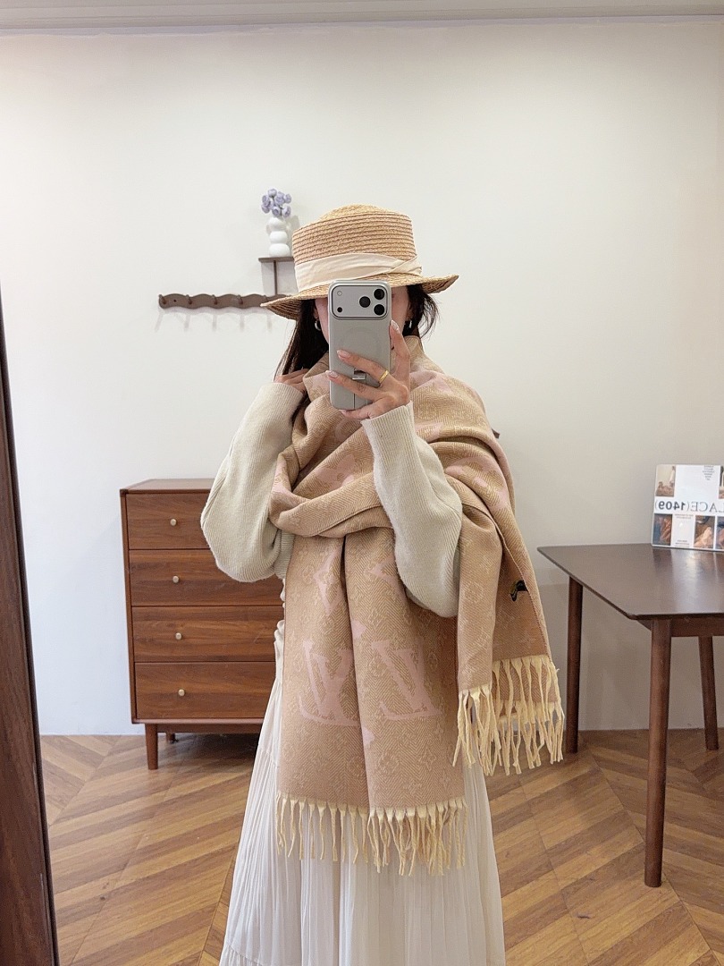Louis Vuitton Reykjavik Scarf · ZT13914 — תמונה 9