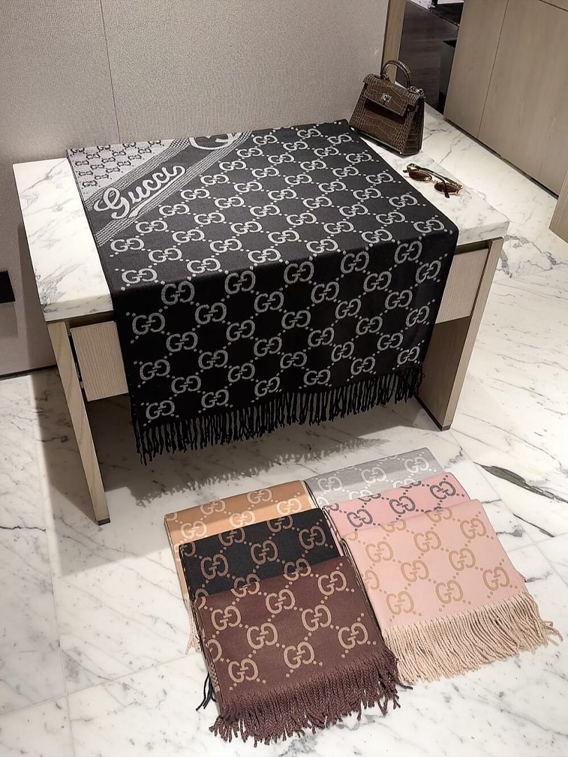 Gucci GG wool scarf · ZT13906