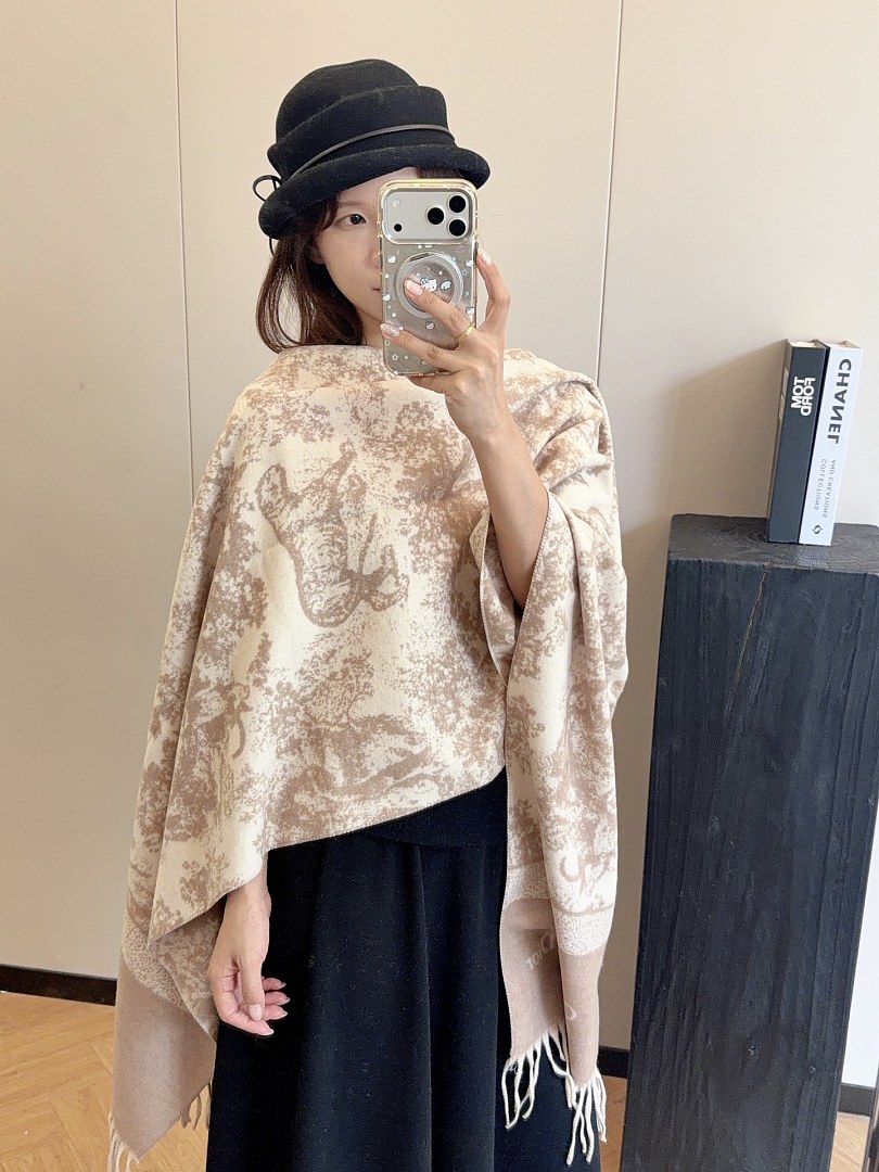 Dior Essence Scarf · ZT13922 — תמונה 28