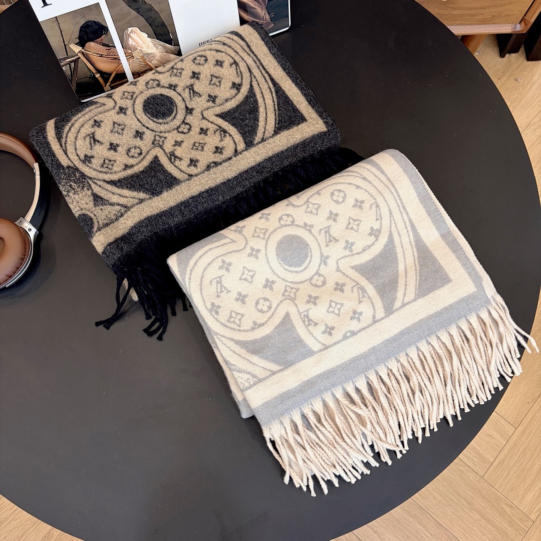 Louis Vuitton Essential Scarf · ZT13920 — תמונה 8