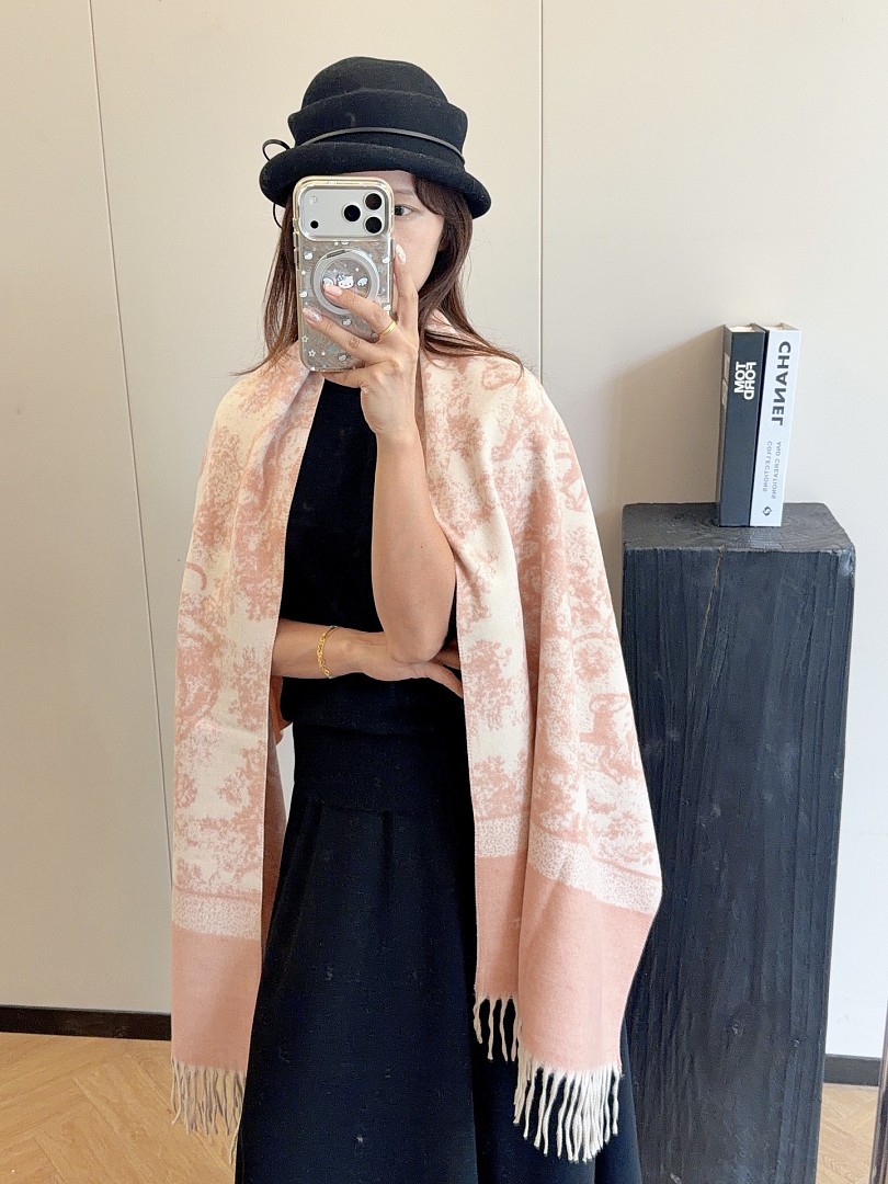 Dior Essence Scarf · ZT13922 — תמונה 23