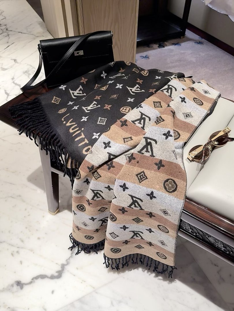 Louis Vuitton Reykjavik Scarf · ZT13901 — תמונה 3