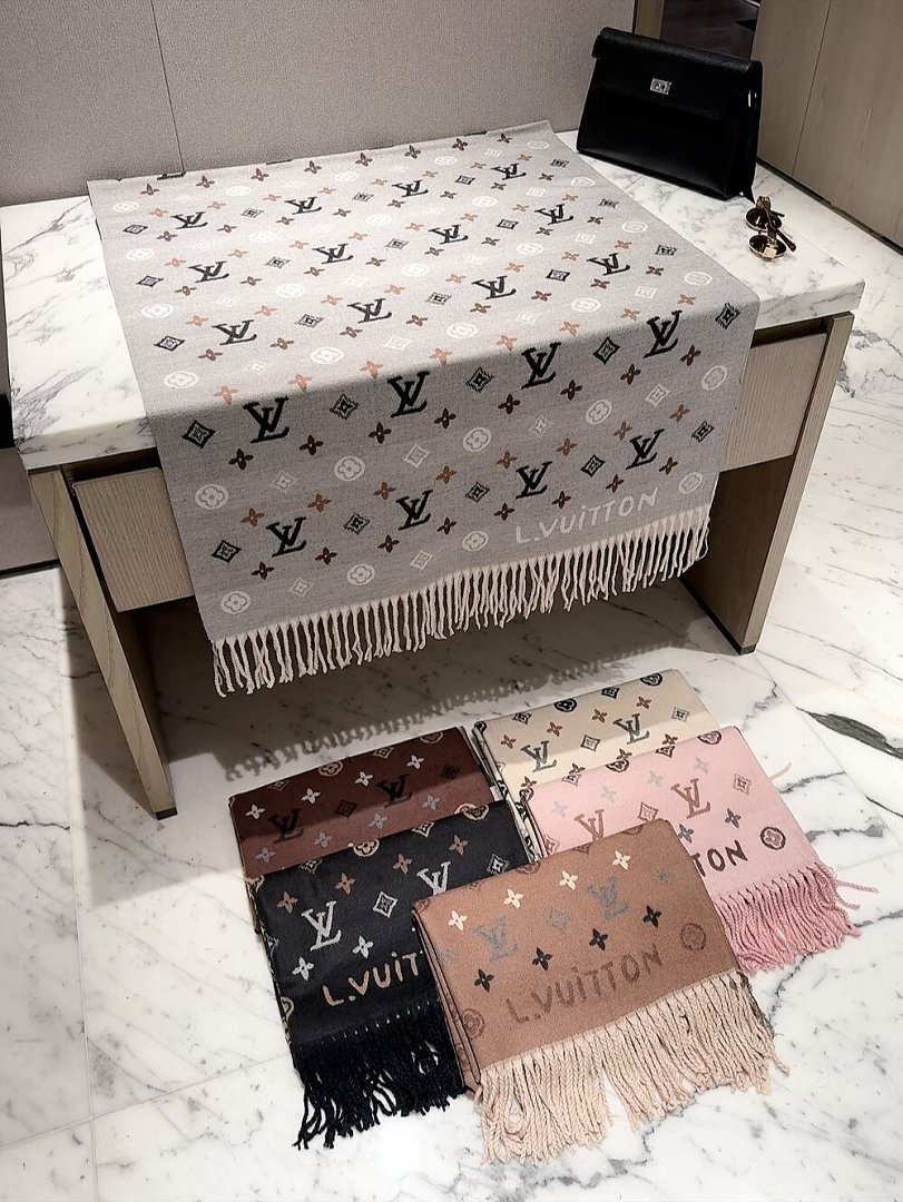 Louis Vuitton Reykjavik Scarf · ZT13901 — תמונה 2