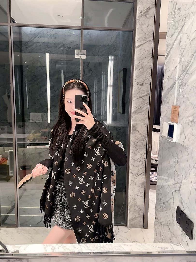 Louis Vuitton Reykjavik Scarf · ZT13901 — תמונה 5