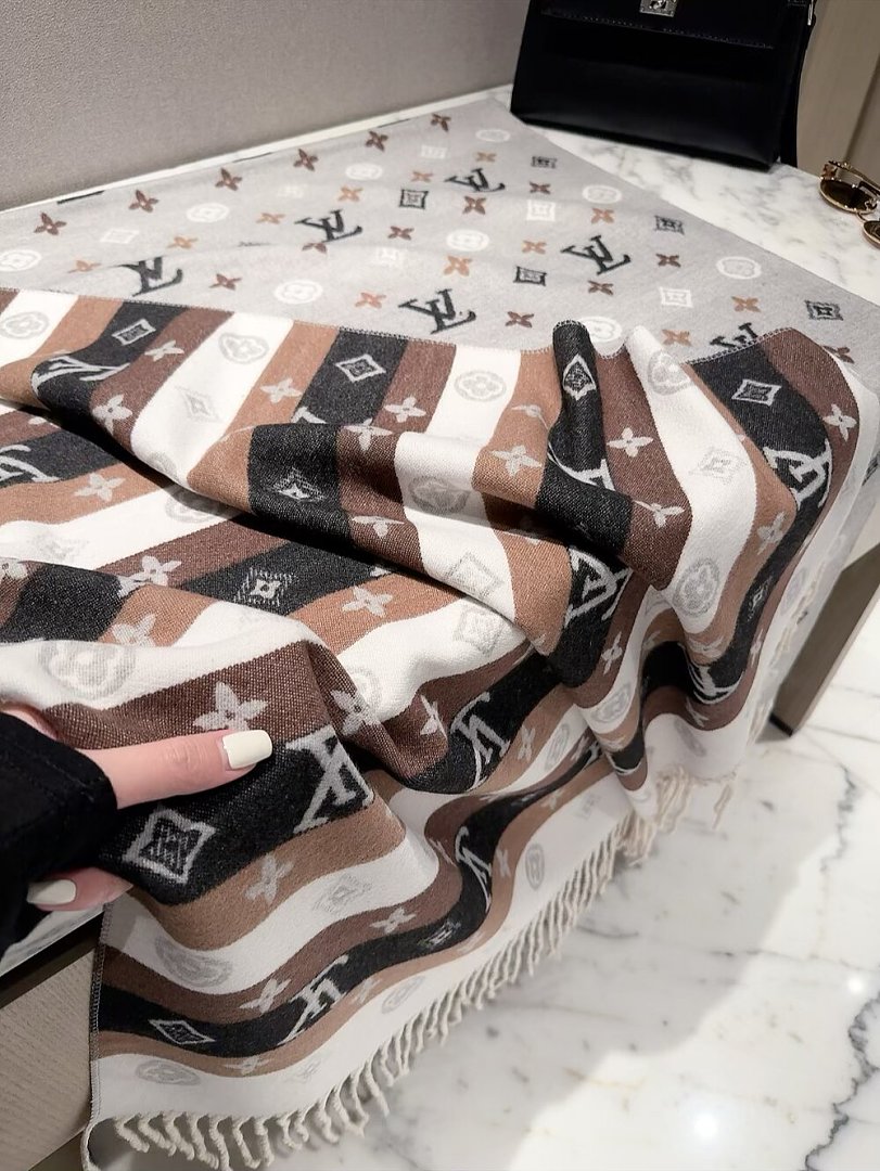 Louis Vuitton Reykjavik Scarf · ZT13901 — תמונה 16