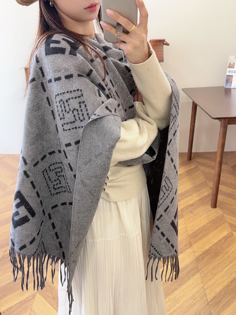 Fendi — צעיף · ZT13913 — תמונה 32