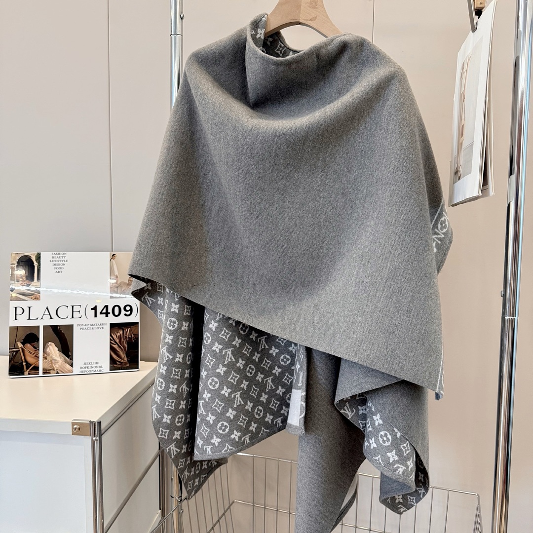 Louis Vuitton My Monogram Cape · ZT13933 — תמונה 8