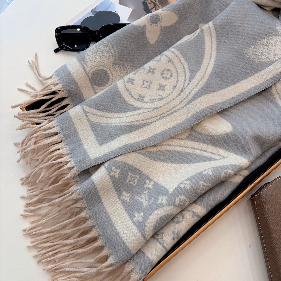 Louis Vuitton Essential Scarf · ZT13920 — תמונה 4