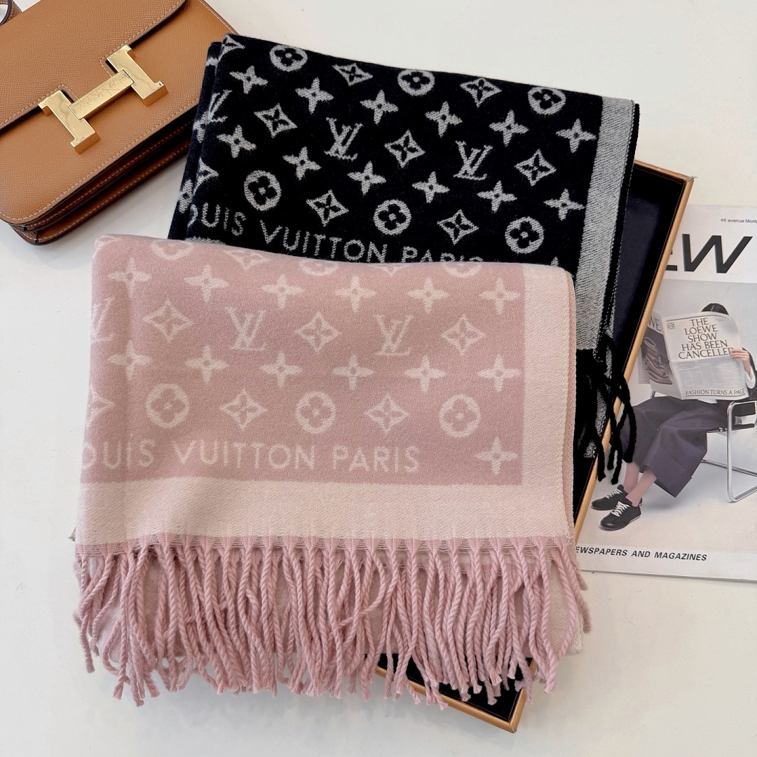 Louis Vuitton Monogram Classic Scarf · ZT13917 — תמונה 26