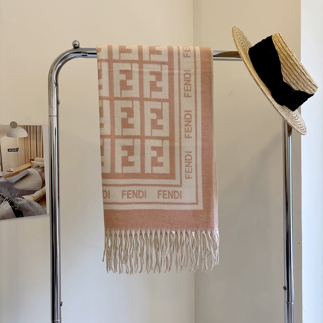 Fendi FF Scarf · ZT13919 — תמונה 36