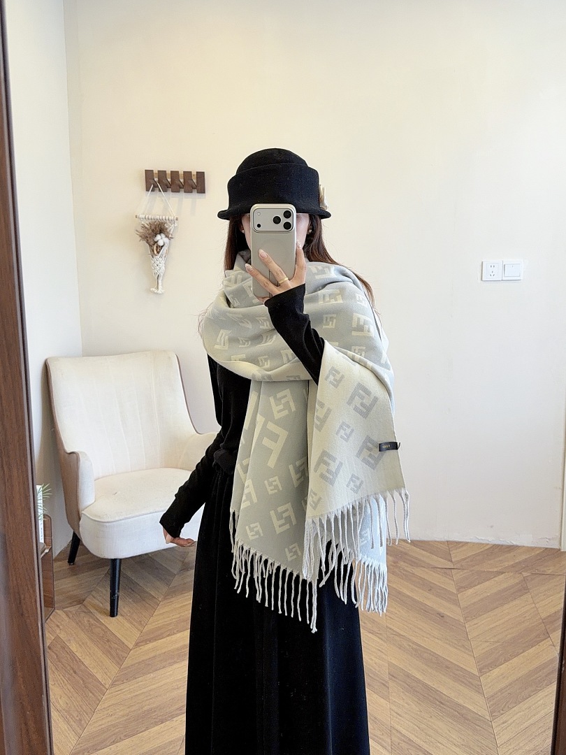 Fendi FF Scarf · ZT13911 — תמונה 15